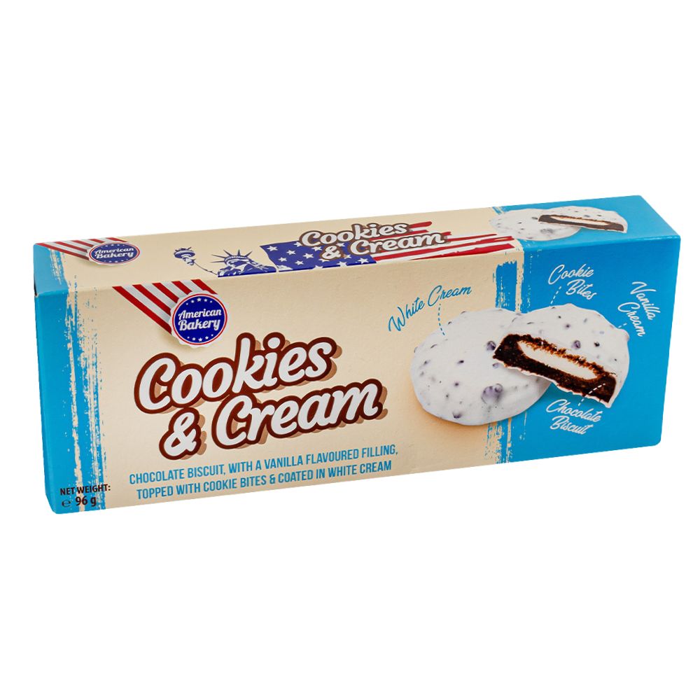 Confezione da 18, biscotto al cacao con crema al gusto vaniglia, guarnito con pezzetti di biscotto e ricoperto da glassa bianca American Bakery.