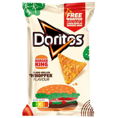 Confezione da 12, chips di mais con gusto Whopper grigliato da 100g Doritos.